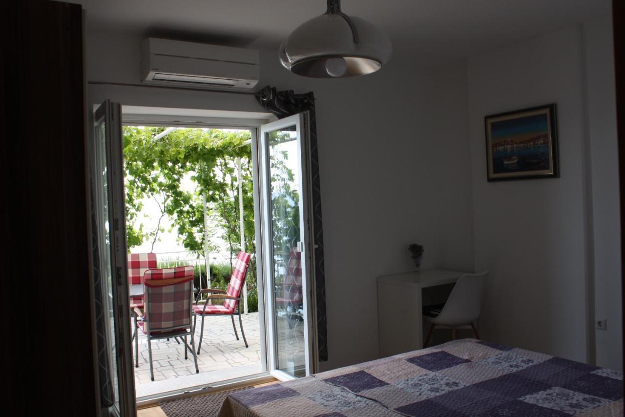 Apartments Lidija Свети-Юрай Экстерьер фото