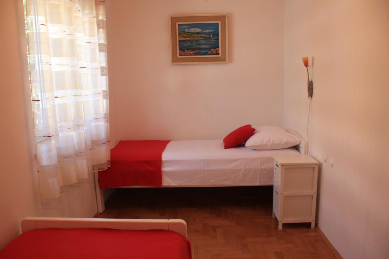 Apartments Lidija Свети-Юрай Экстерьер фото