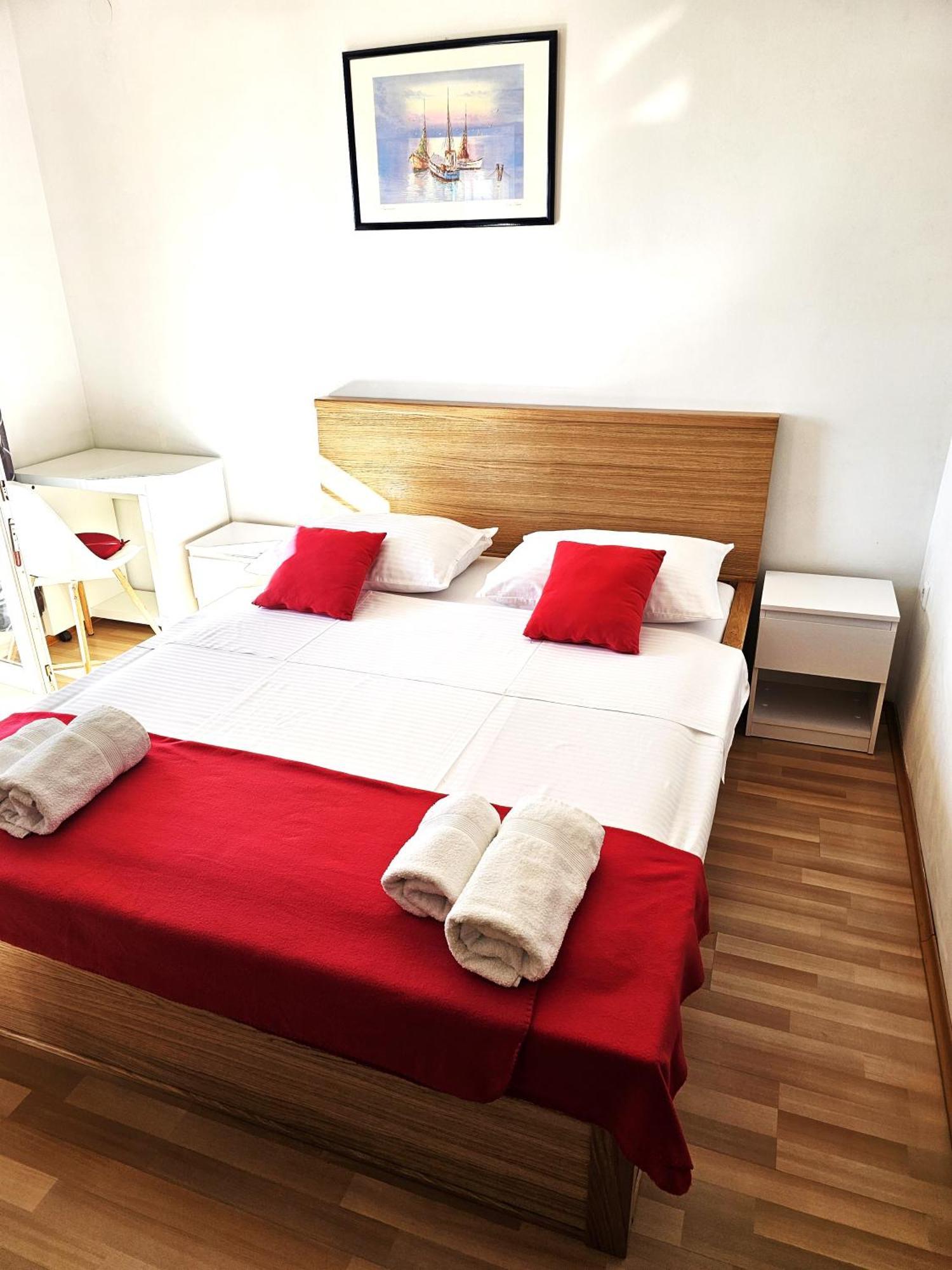 Apartments Lidija Свети-Юрай Экстерьер фото