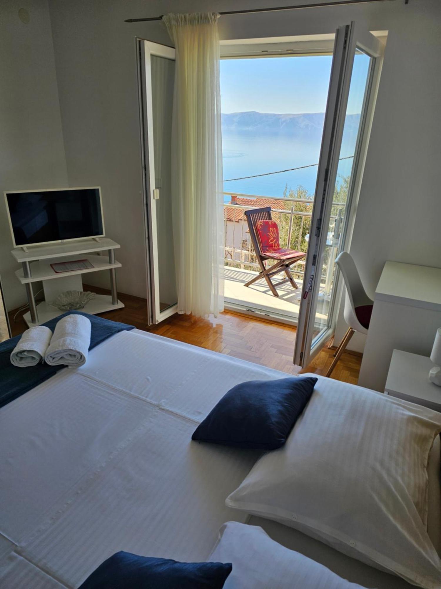 Apartments Lidija Свети-Юрай Экстерьер фото