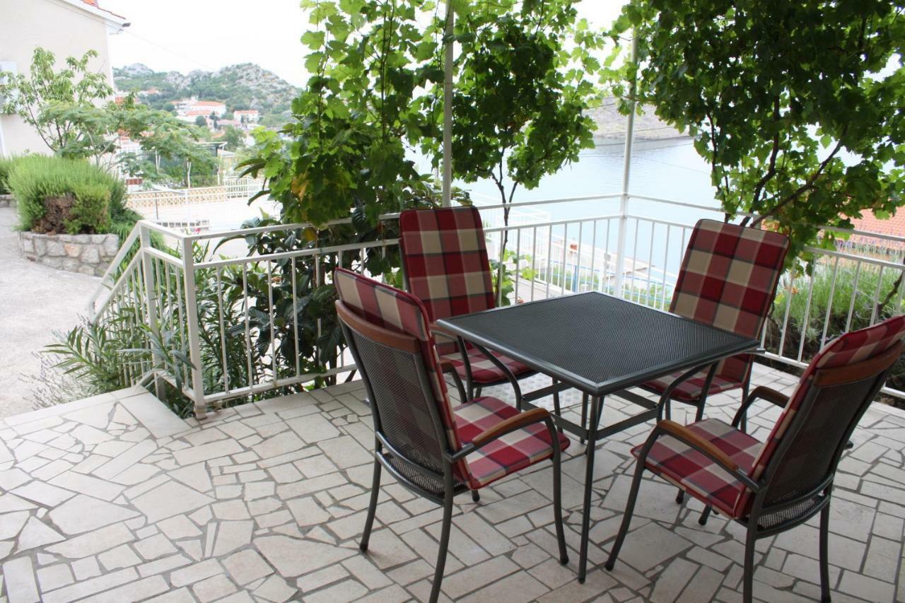 Apartments Lidija Свети-Юрай Экстерьер фото